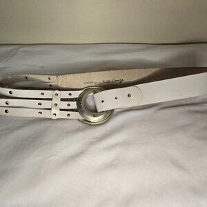 OMEGA LEATHER BELT SIZE MED